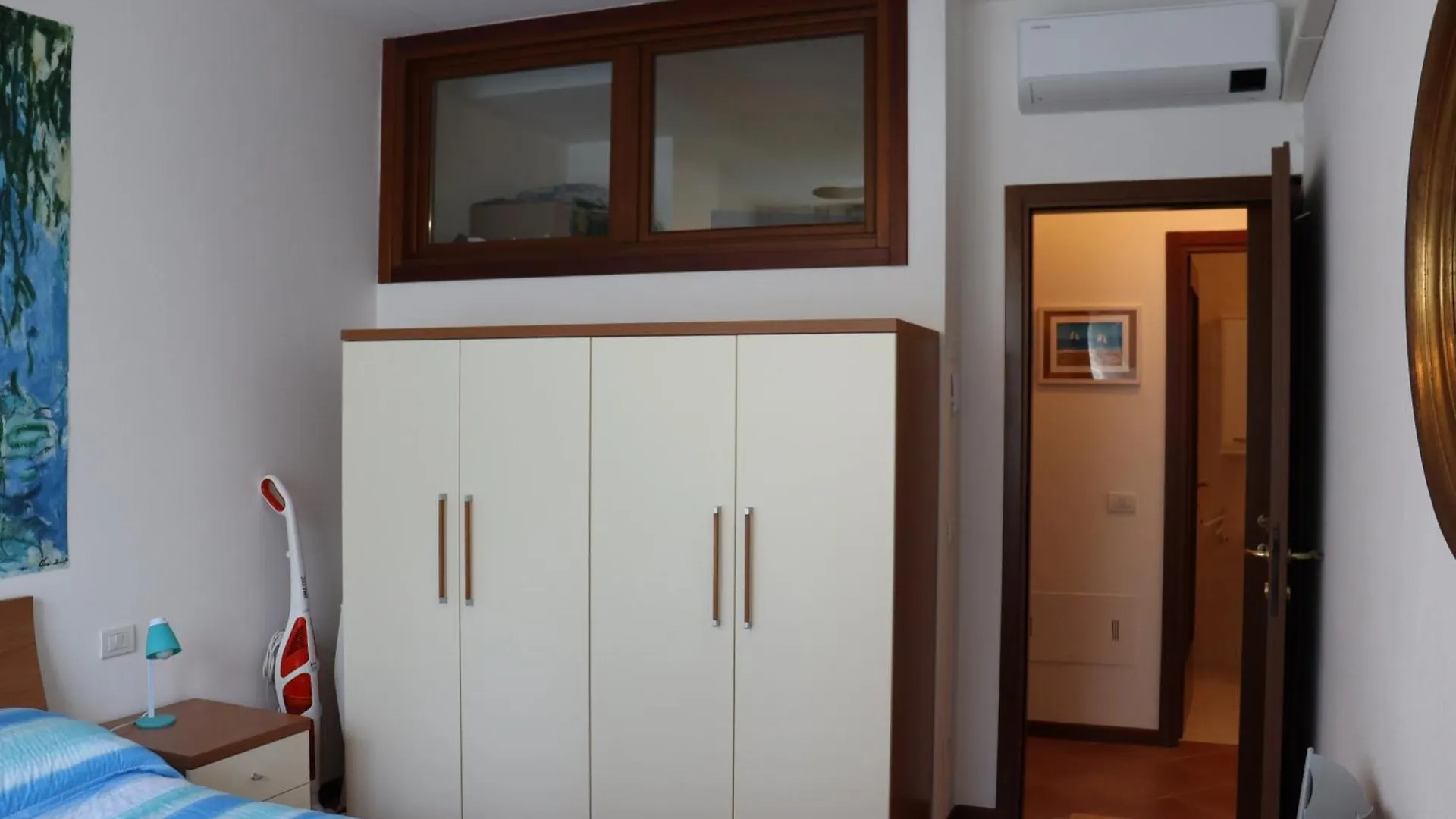 Monika Holiday 5 Lake Garden Apartment